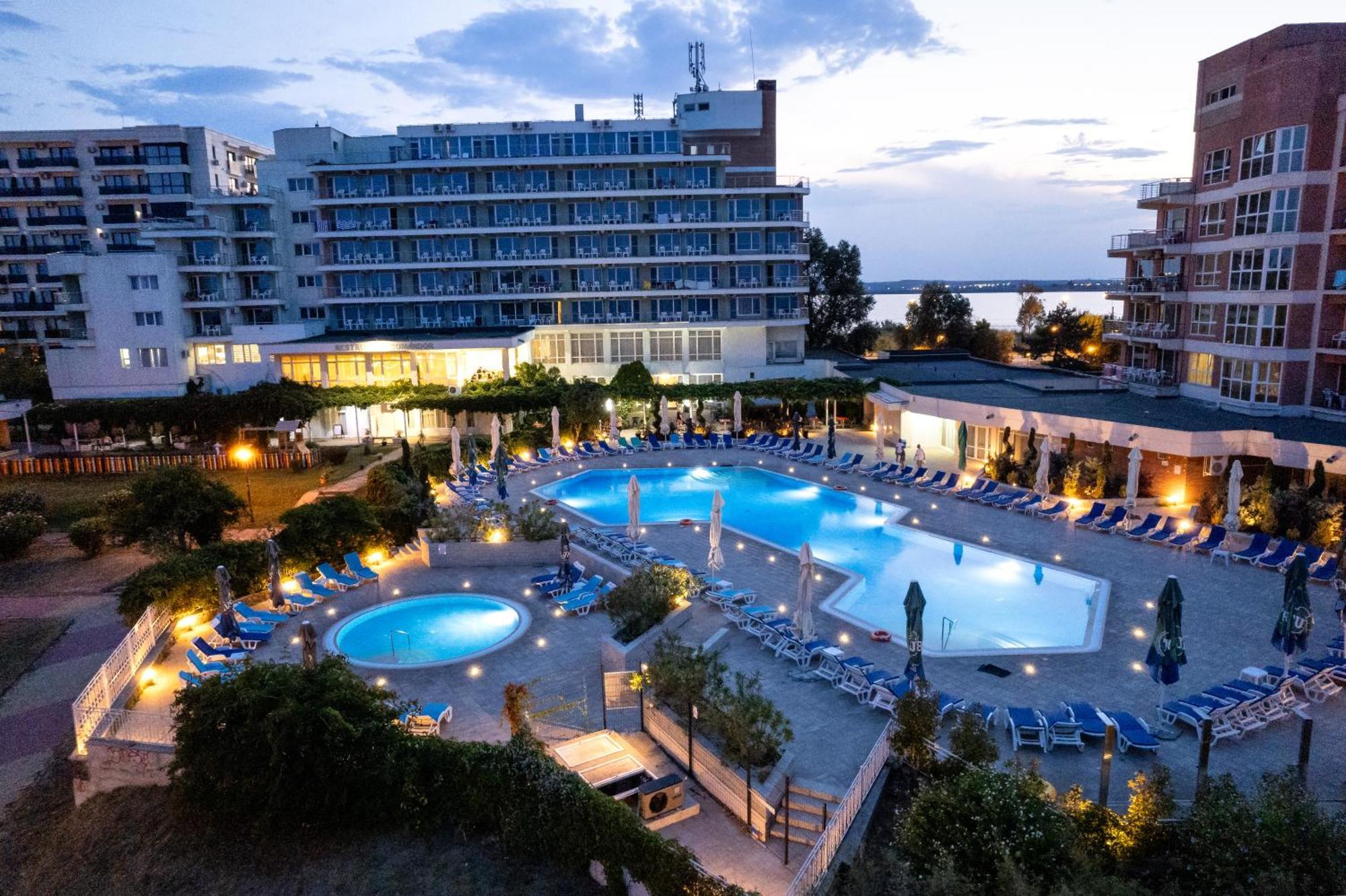 Hotel Comandor 마마이아 외부 사진